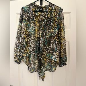 Bobeau Blouse Size Small